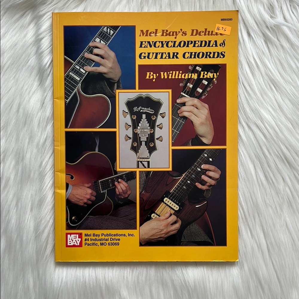 Mel Bay's Deluxe Encyclopedia of Guitar Chords